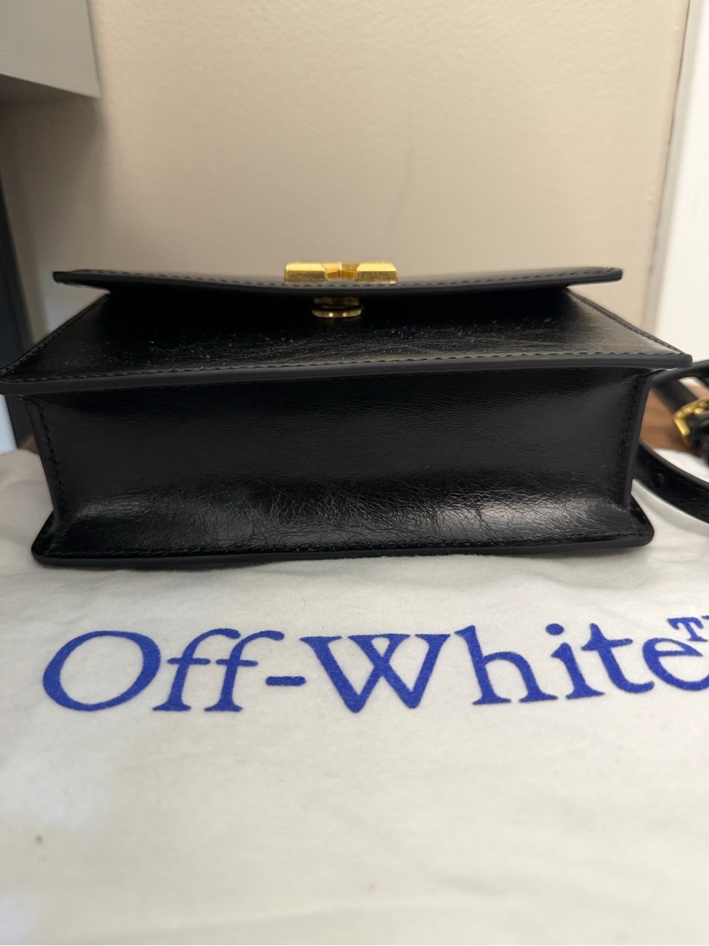 Off-White Black Leather Crossbody with Gold Arrow Motif - Picture 3 of 6